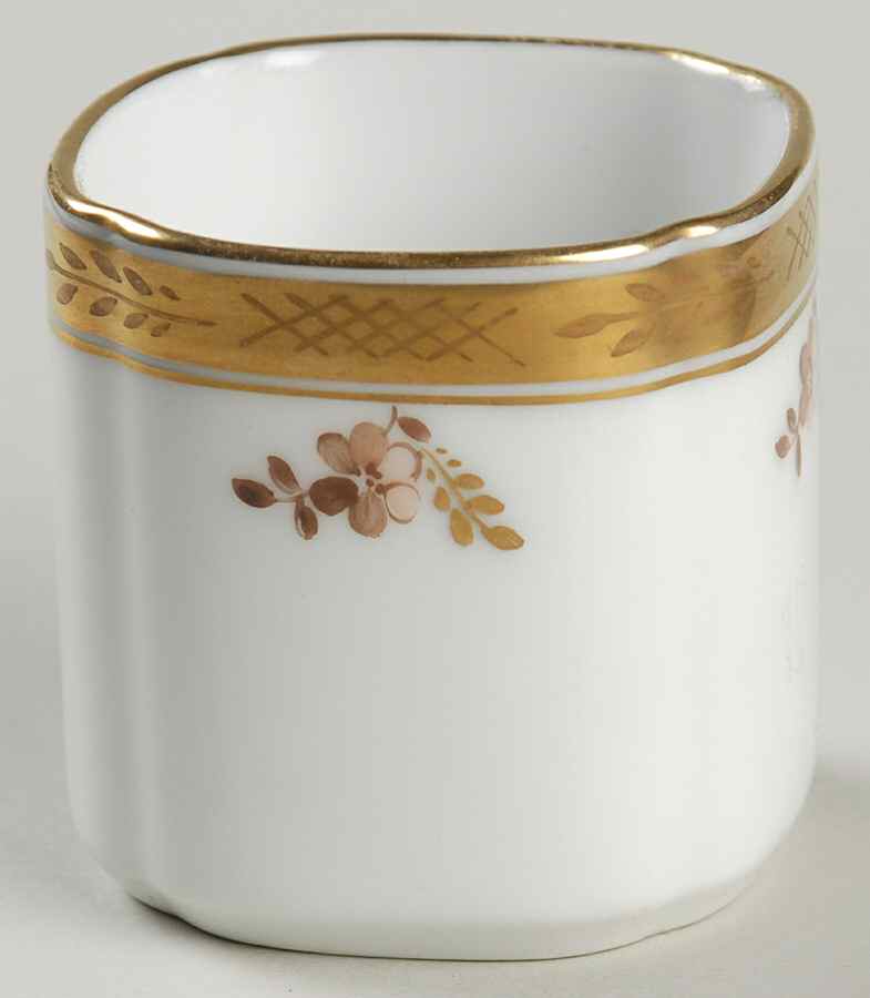 Golden Basket Cigarette Holder by Royal Copenhagen-1