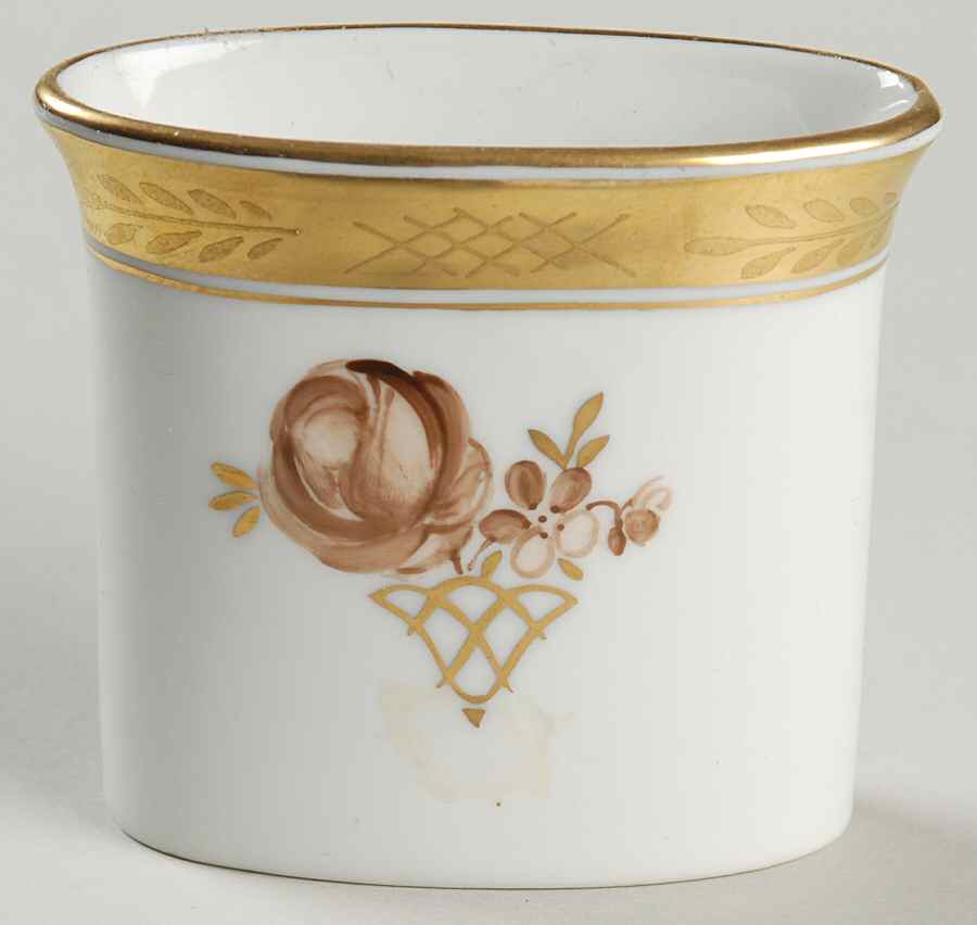 Golden Basket Cigarette Holder by Royal Copenhagen-1