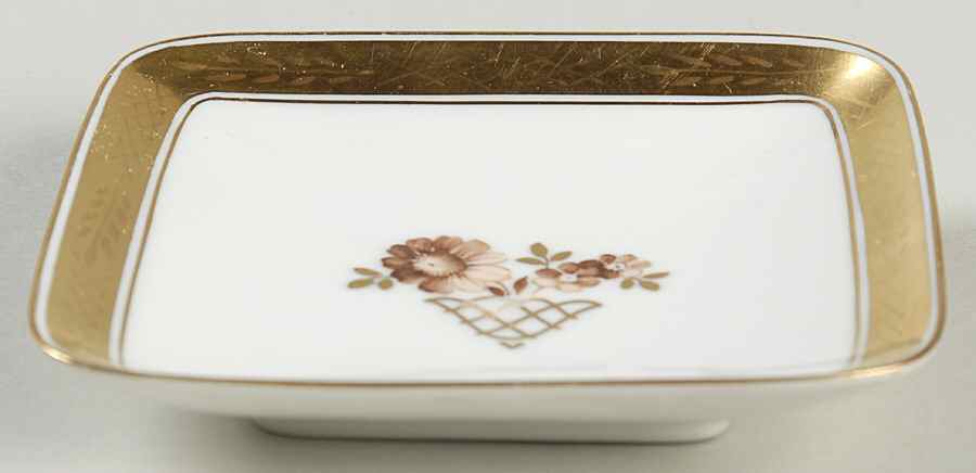 Golden Basket 4" Ashtray by Royal Copenhagen-1