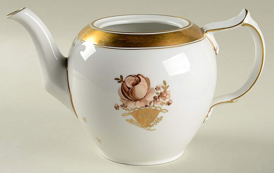 Golden Basket Teapot No Lid by Royal Copenhagen-1
