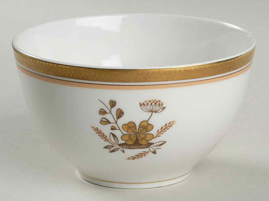 Golden Clover (White) Cranberry Bowl by Royal Copenhagen-1