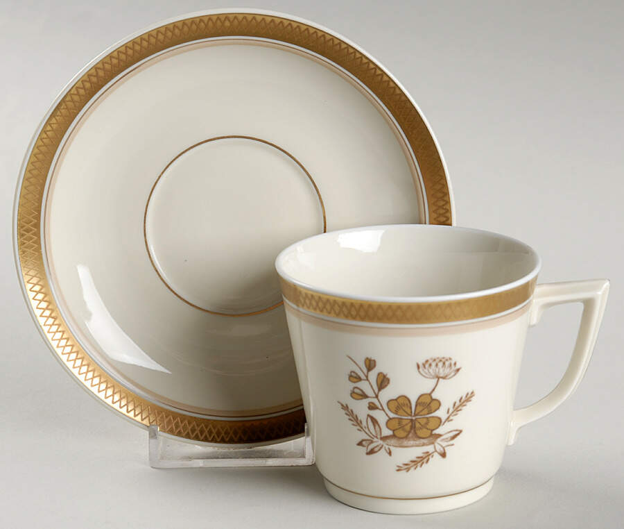 Golden Clover (Cream) Flat Cup & Saucer Set by Royal Copenhagen-1