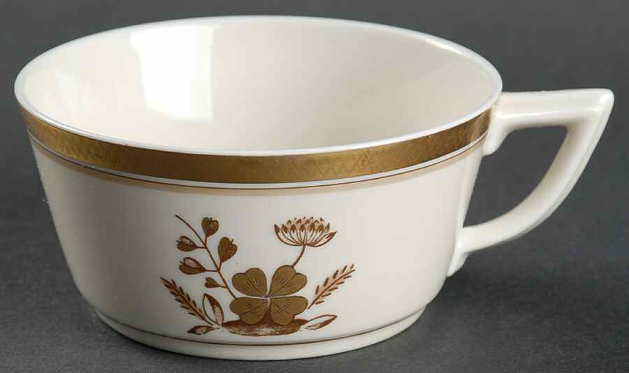 Golden Clover (Cream) Flat Cup by Royal Copenhagen-1
