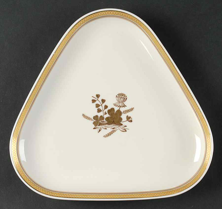 Golden Clover (Cream) Triangular Cake Plate by Royal Copenhagen-1