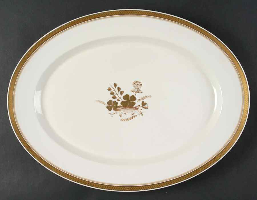 Golden Clover (Cream) 16" Oval Serving Platter by Royal Copenhagen-1