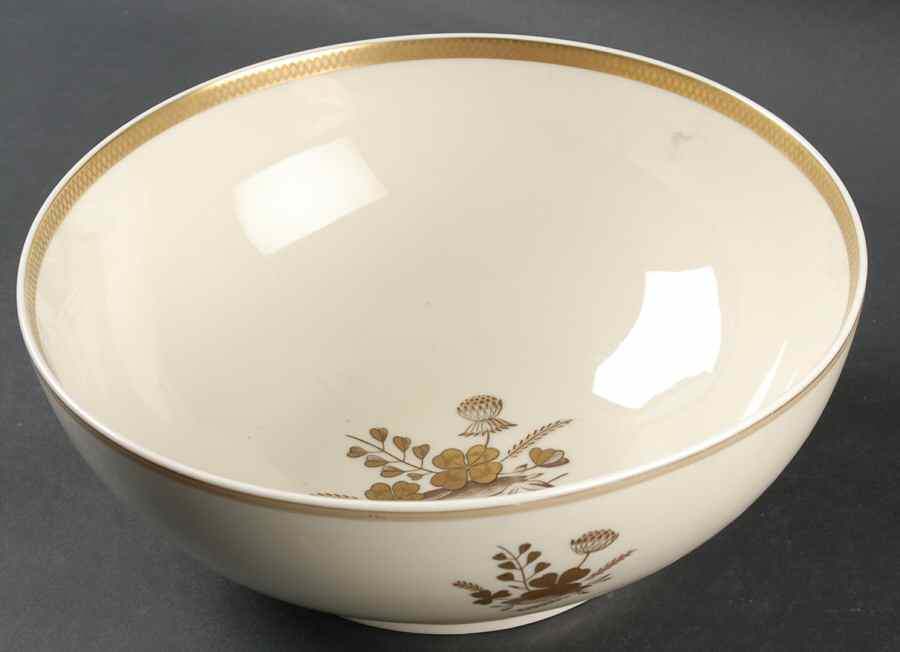 Golden Clover (Cream) 10" Large Salad Serving Bowl by Royal Copenhagen-1