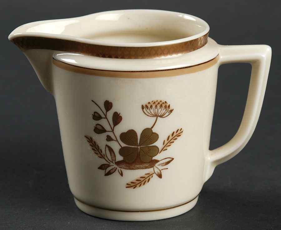 Golden Clover (Cream) Creamer by Royal Copenhagen-1
