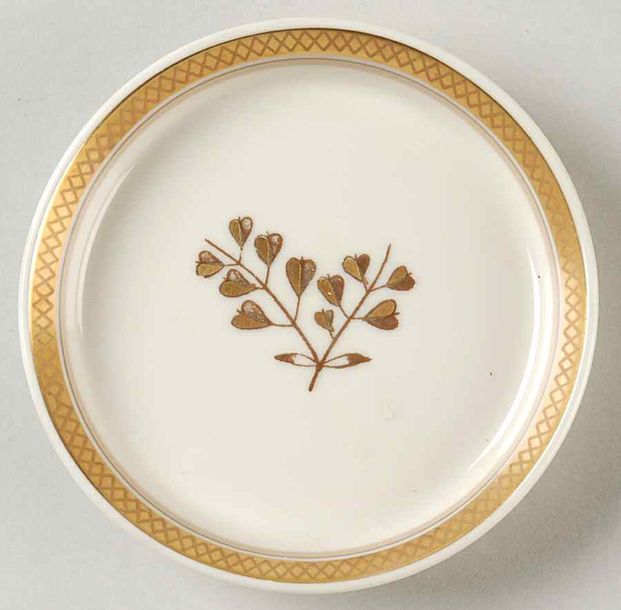 Golden Clover (Cream) Small Ashtray by Royal Copenhagen-1