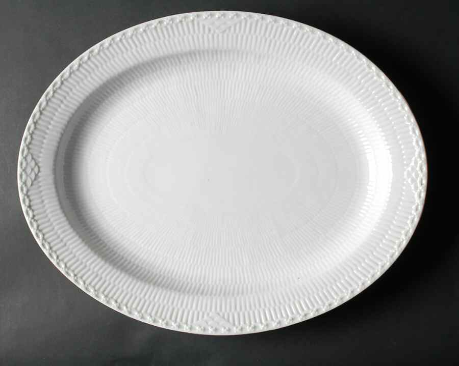 Gold Fan 16" Oval Serving Platter by Royal Copenhagen-1
