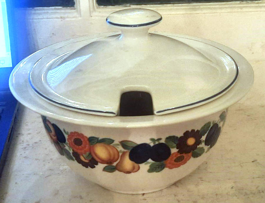 Golden Summer Sauce Boat & Lid by Royal Copenhagen-1