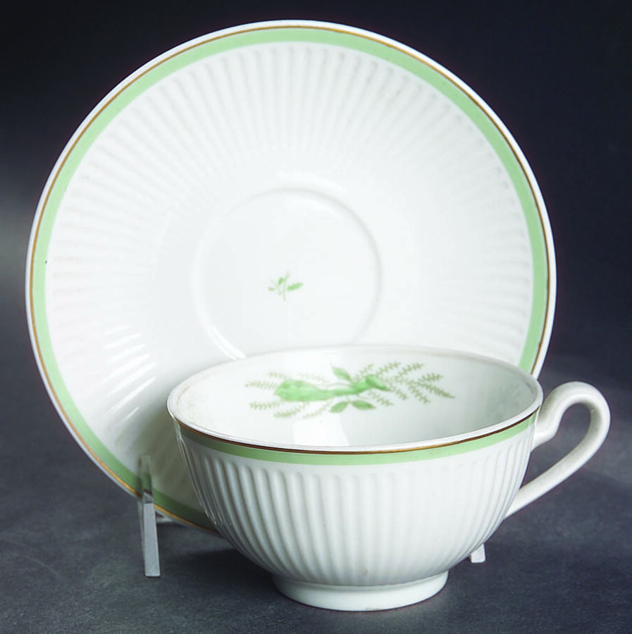Green Melodi Flat Cup & Saucer Set by Royal Copenhagen-1