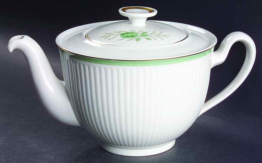 Green Melodi Teapot & Lid by Royal Copenhagen-1