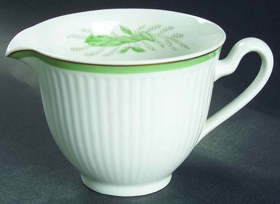 Green Melodi Creamer by Royal Copenhagen-1