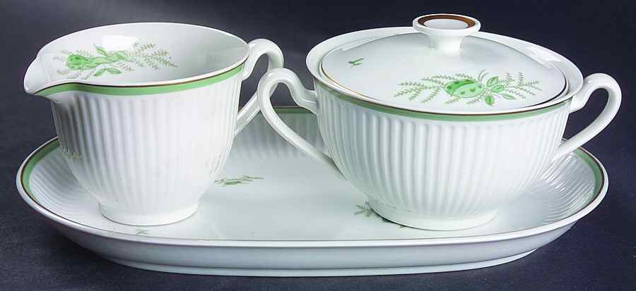 Green Melodi Creamer & Sugar with Lid & Tray Set by Royal Copenhagen-1