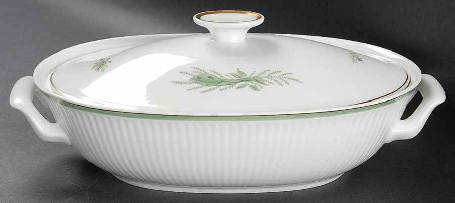 Green Melodi Oval Covered Vegetable by Royal Copenhagen-1