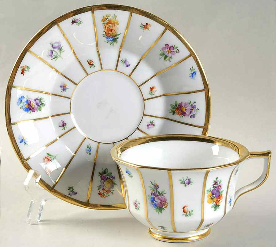 Henriette Footed Cup & Saucer Set by Royal Copenhagen-1