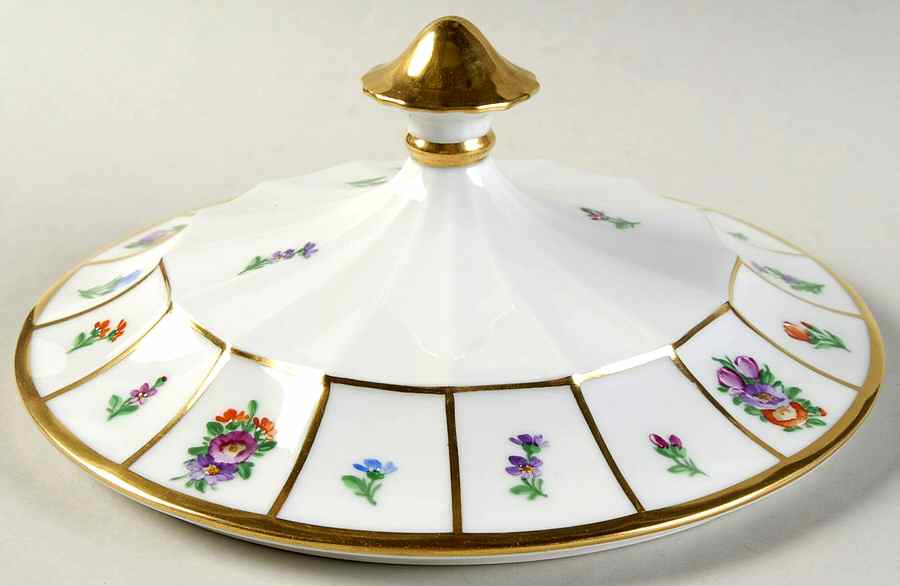 Henriette Lid for Round Vegetable by Royal Copenhagen-1