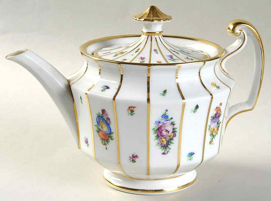 Henriette Mini Teapot & Lid by Royal Copenhagen-1