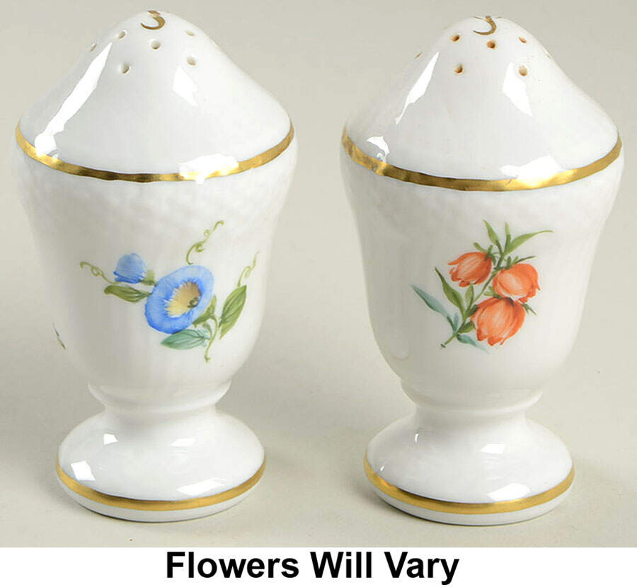 Light Saxon Flower Salt & Pepper Set by Royal Copenhagen-1