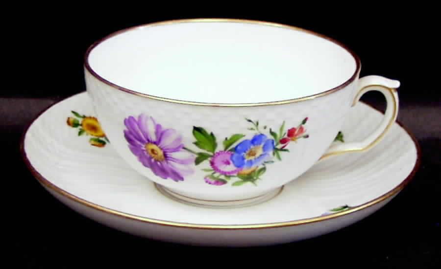 Light Saxon Flower Flat Cup & Saucer Set by Royal Copenhagen-1