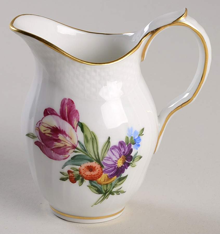 Light Saxon Flower Mini Creamer by Royal Copenhagen-1