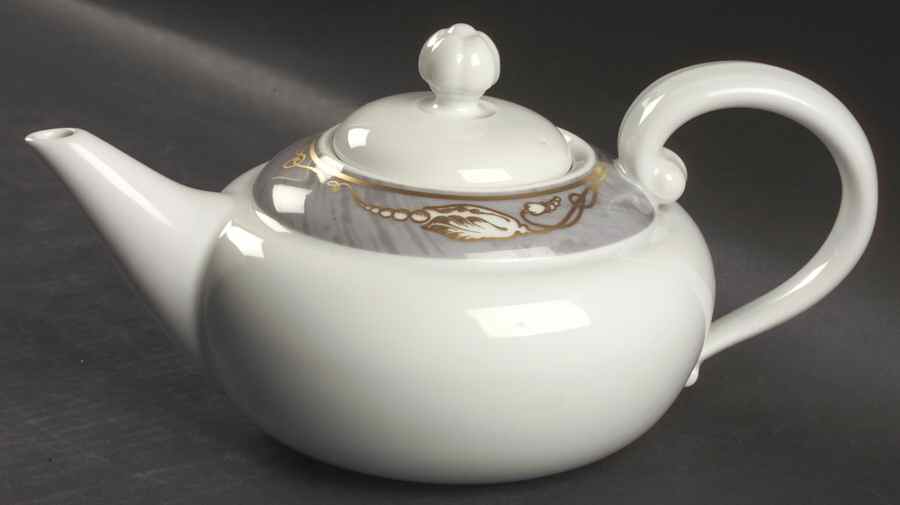 Magnolia Grey Teapot & Lid by Royal Copenhagen-1
