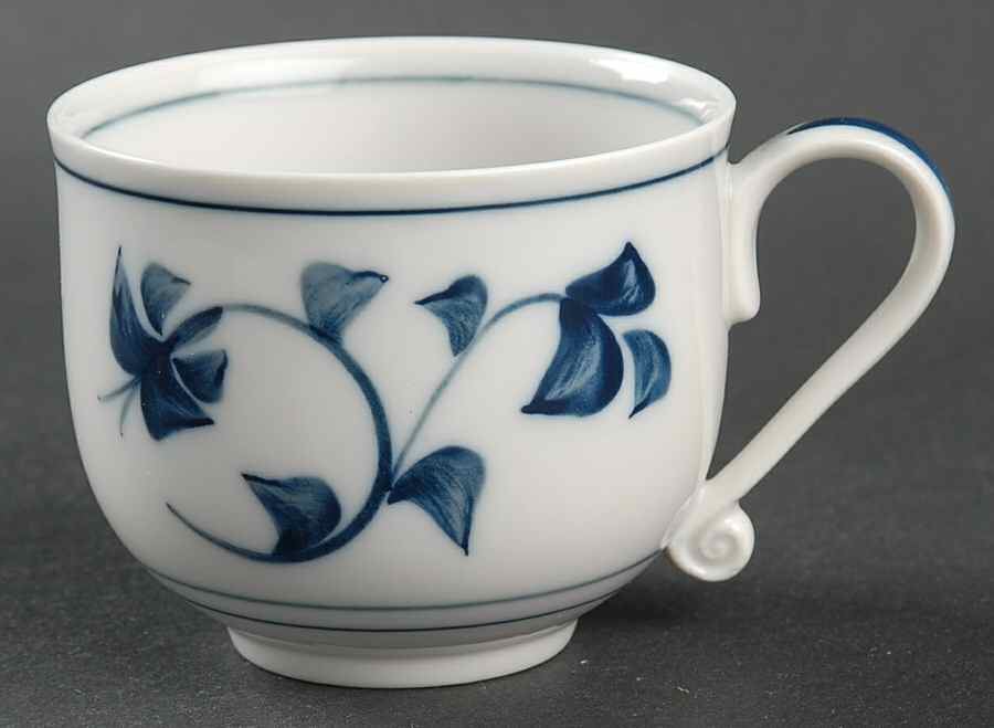 Noblesse Flat Cup by Royal Copenhagen-1