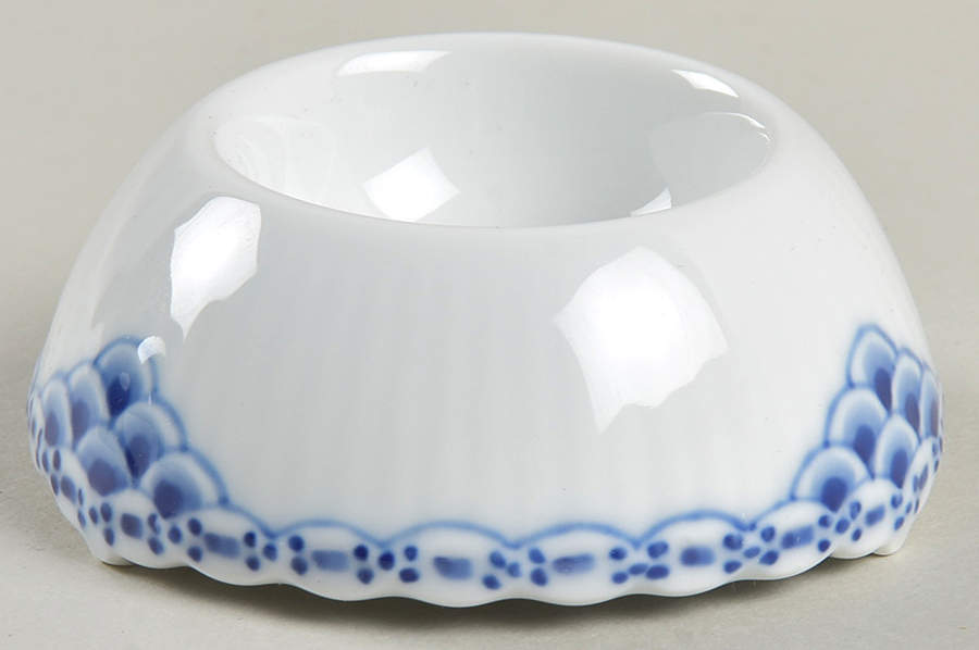 Princess Blue Single Egg Cup by Royal Copenhagen-1