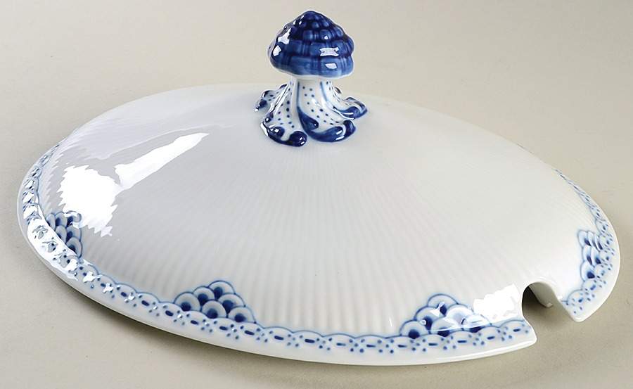 Princess Blue Lid for Tureen by Royal Copenhagen-1