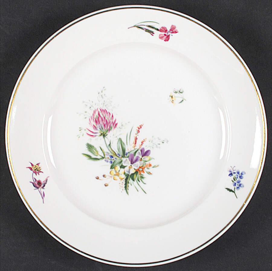 Primavera Luncheon Plate by Royal Copenhagen-1