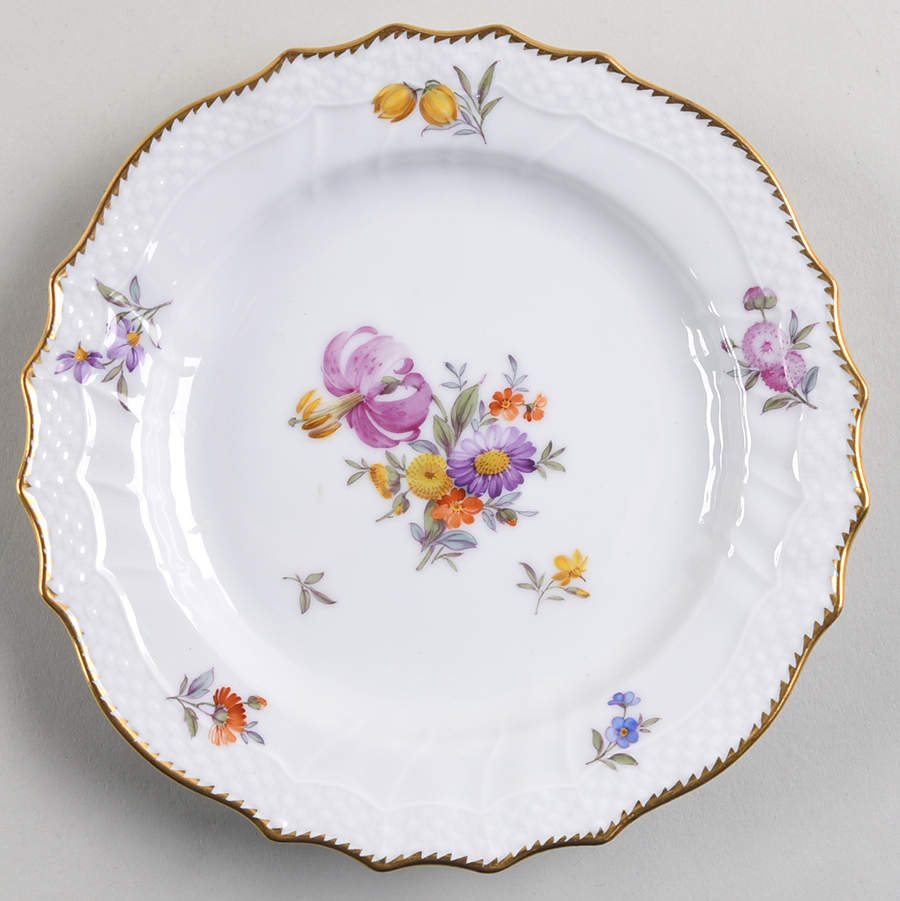 Saxon Flower (1221) Dessert/Pie Plate by Royal Copenhagen-1