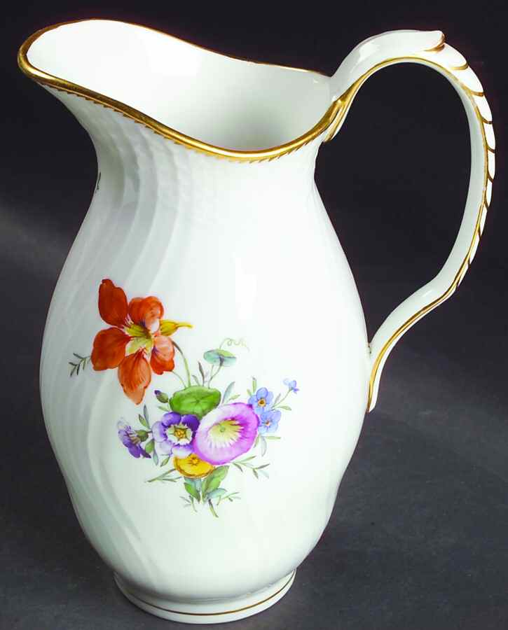 Saxon Flower (1221) 24 Oz Jug by Royal Copenhagen-1