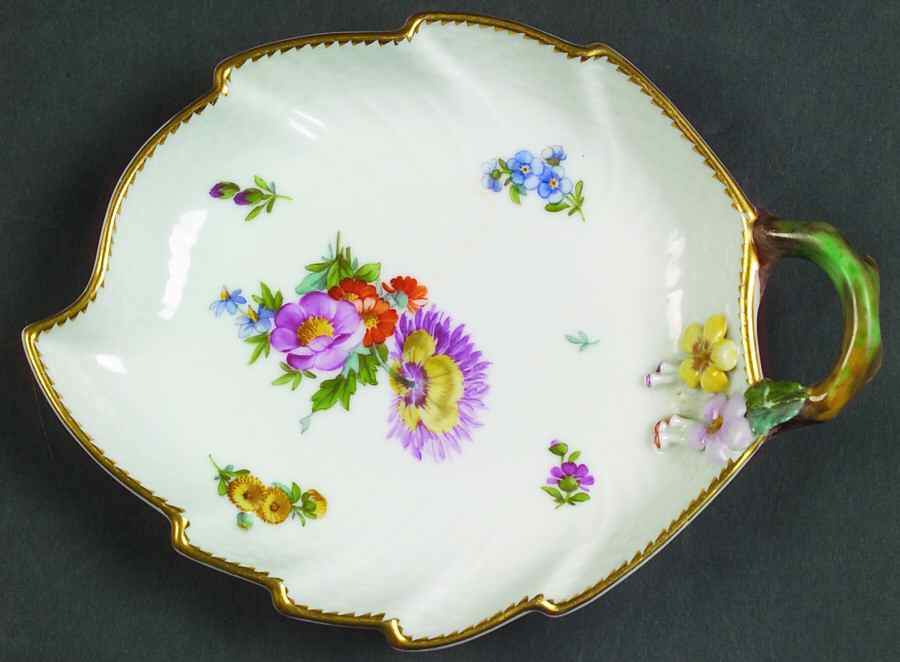 Saxon Flower (1221) Pickle Dish by Royal Copenhagen-1