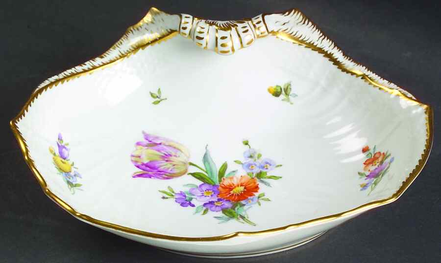 Saxon Flower (1221) Shell Pickle Dish by Royal Copenhagen-1