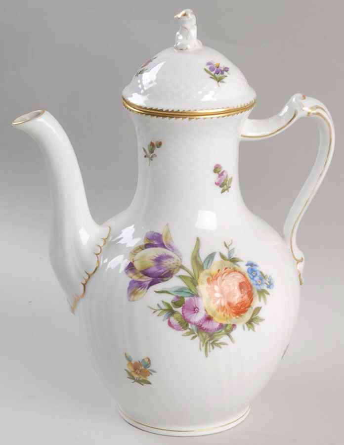 Saxon Flower (1221) Coffee Pot & Lid by Royal Copenhagen-1