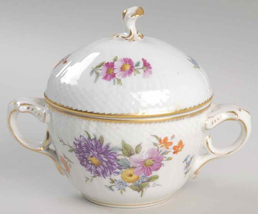 Saxon Flower (1221) Sugar Bowl & Lid by Royal Copenhagen-1