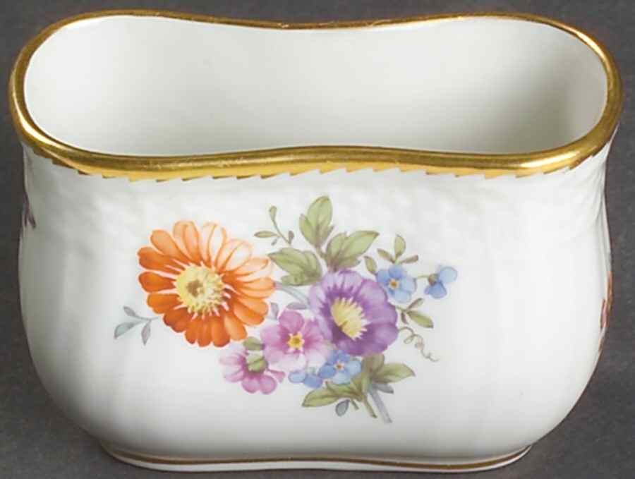 Saxon Flower (1221) Cigarette Holder by Royal Copenhagen-1