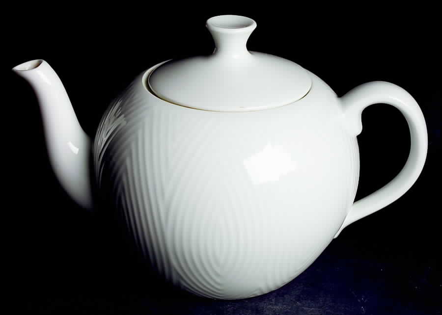 Salto Teapot & Lid by Royal Copenhagen-1