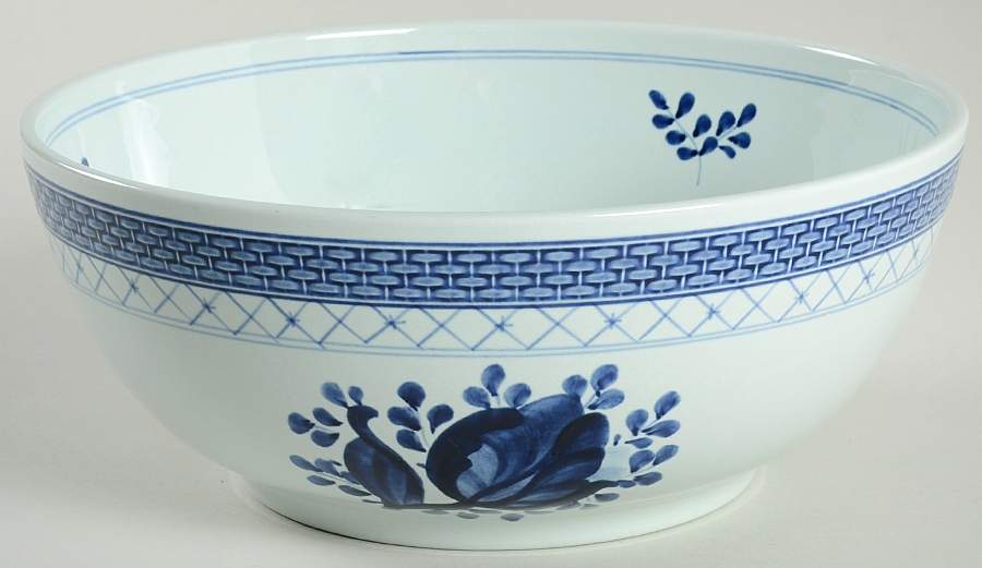 Tranquebar Blue (Rim, Wide Lattice Band) 8" Round Vegetable Bowl by Royal Copenhagen-1
