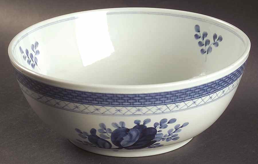 Tranquebar Blue (Rim, Wide Lattice Band) 8" Round Vegetable Bowl by Royal Copenhagen-1