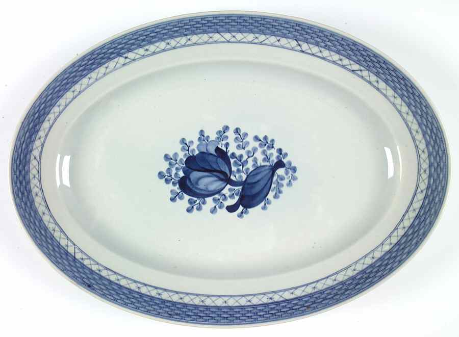 Tranquebar Blue (Rim, Wide Lattice Band) 17" Oval Serving Platter by Royal Copenhagen-1
