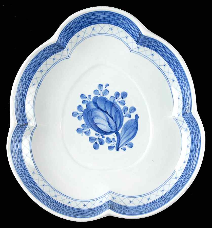 Tranquebar Blue (Rim, Wide Lattice Band) Pickle Dish by Royal Copenhagen-1