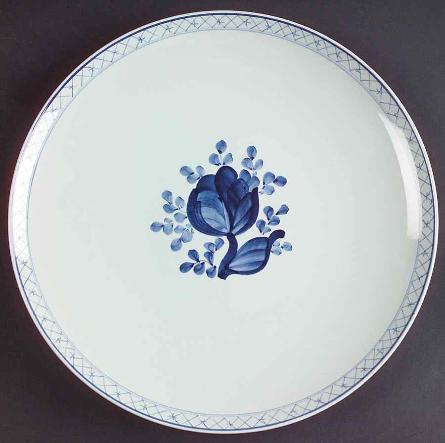 Tranquebar Blue (Rim, Narrow Lattice Band) Coupe Luncheon Plate by Royal Copenhagen-1
