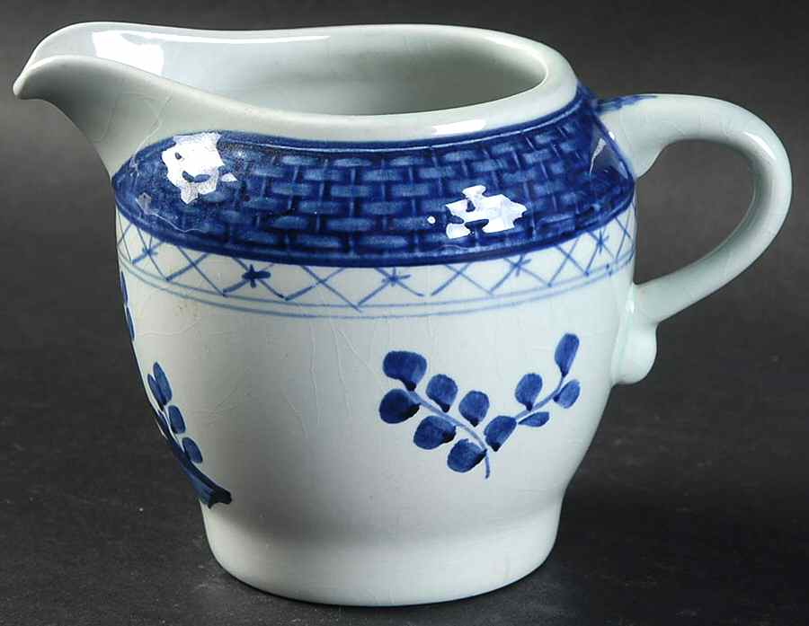 Tranquebar Blue (Rim, Wide Lattice Band) Creamer by Royal Copenhagen-1