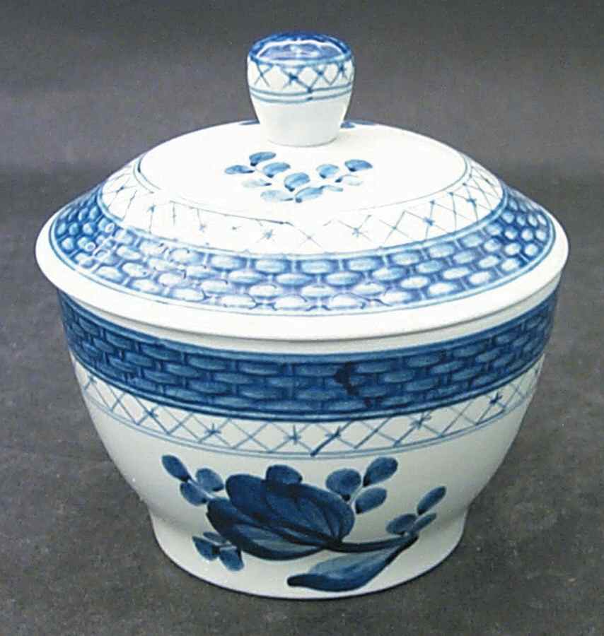 Tranquebar Blue (Rim, Wide Lattice Band) Sugar Bowl & Lid by Royal Copenhagen-1