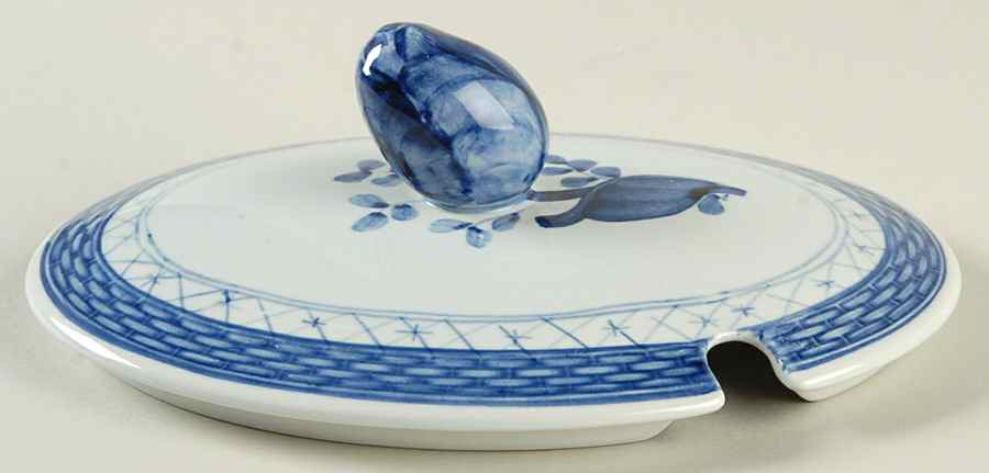 Tranquebar Blue (Rim, Wide Lattice Band) Lid for Sauce Boat by Royal Copenhagen-1