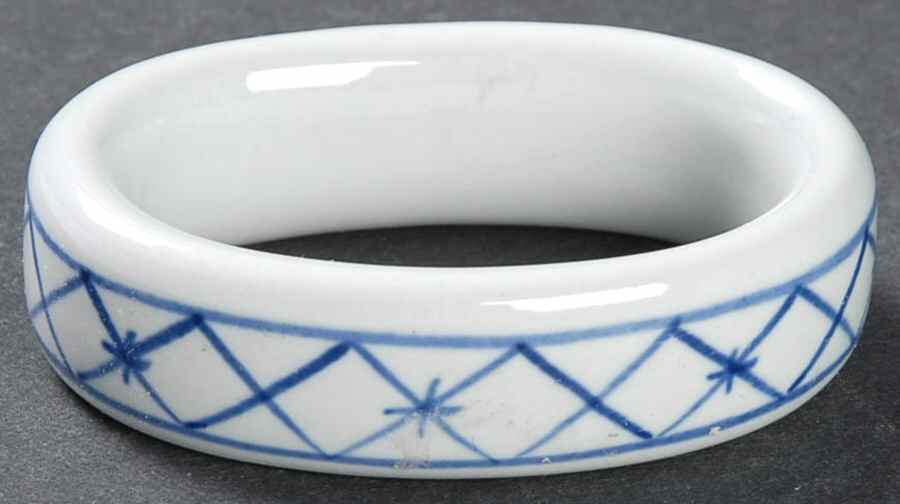 Tranquebar Blue (Rim, Narrow Lattice Band) Napkin Ring by Royal Copenhagen-1