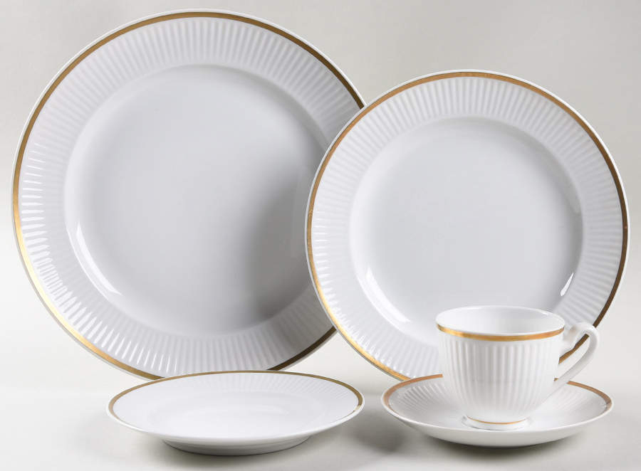 Tunna (Ribbed) 5 Piece Place Setting by Royal Copenhagen-1