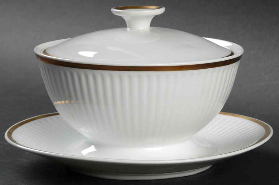 Tunna (Ribbed) Sauce Boat & Lid by Royal Copenhagen-1