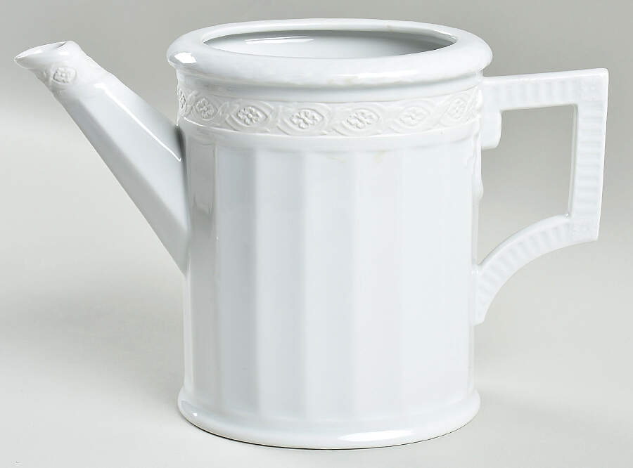 White Fan Coffee Pot No Lid by Royal Copenhagen-1